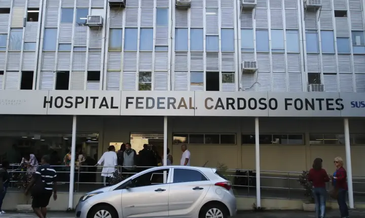 Lula inaugura emergência em hospital público do Rio de Janeiro
